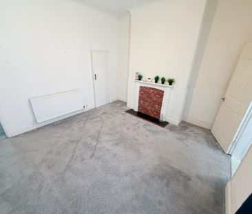 To Let: Thornaby Road, Thornaby, Stockton on Tees, TS17 6HG. - Photo 1