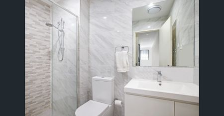 Lovely Modern Unit in Convenient Location - Photo 5