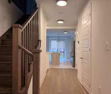 For Lease - 1221 Granary Street, Oakville, Ontario - Photo 2