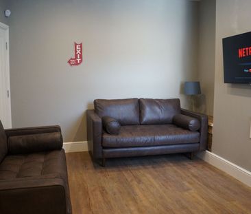 4 Bed End Terrace, Kellit Road, L15 - Photo 2