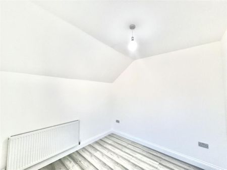 2 bedroom detached house to rent - Photo 5