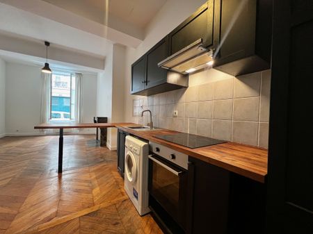 Location Appartement 2 pièces 43m² ORLEANS 45000 - Photo 2