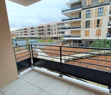 location Appartement T2 DE 40.04m² À HYERES - Photo 3
