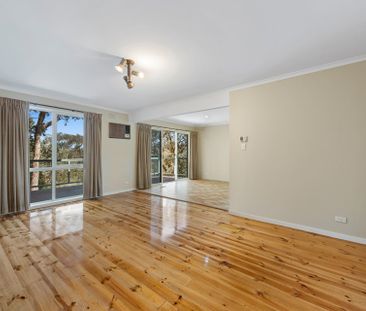 10 Dandallo Drive, Eltham - Photo 3