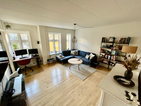 Dejlig 2-værelses lejlighed i vestbyen - Photo 2
