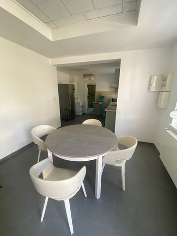 Location Appartement 2 pièces 58m² LILLE 59160 - Photo 3