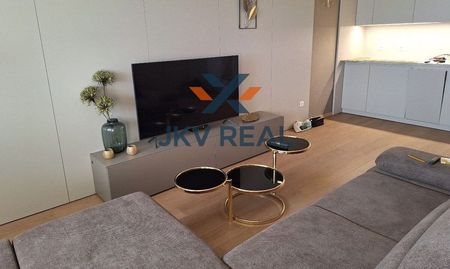 Prenájom 2-izbového bytu s výhľadom na Dunaj - Photo 2