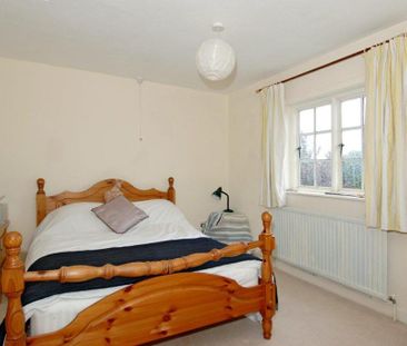 3 bedroom detached house to rent - Photo 6