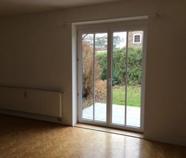 Gut aufgeteilte 4-Zimmer Wohnung mit Loggia, Terrasse, Küche und 2 ... - Foto 1