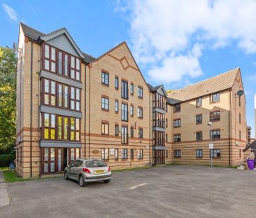 2 bedroom flat to rent - Photo 2