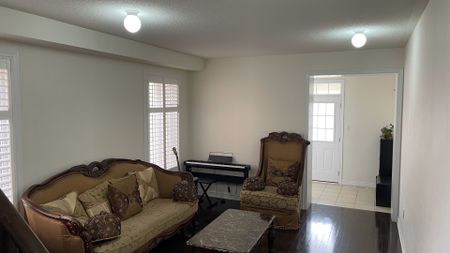 For Lease - 6 Bittersweet Road, Brampton, Ontario - Photo 5