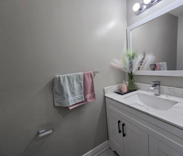 For Lease - 12 Norma Crescent, Brampton, Ontario - Photo 3