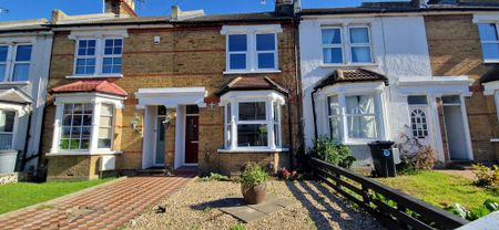 4 bedroom terraced house to rent - Photo 4