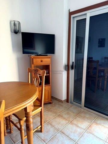 **To rent in Las Galletas, 2 bedroom apartment - Photo 3