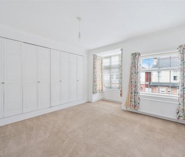 2 bedroom semi-detached house to rent - Photo 3