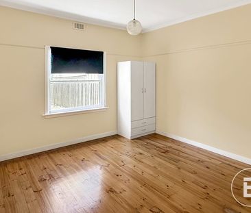 QUIET FAMILY RETREAT IN SERENE GOLDEN POINT - Photo 4