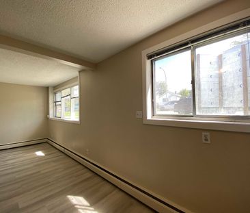 122 12 Avenue NW, Calgary - Photo 5