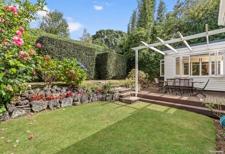 Epsom, 5 Bedrooms - Photo 5