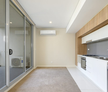 Spacious 2-Bedroom Apartment in Prime Carlingford Location - Photo 2