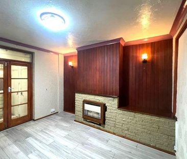 4 bedroom terraced house to rent - Photo 4