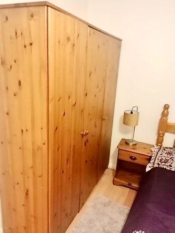 Room in a Shared Flat, Mantlet Close, SW16 - Photo 3