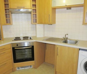 2 bedroom flat to rent - Photo 3
