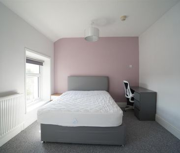 19 Garth Road - Photo 5