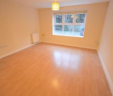 2 Bedroom Apartment To Let - Photo 2