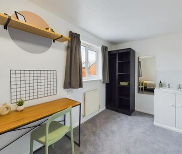 6 bedroom house to rent - Photo 1