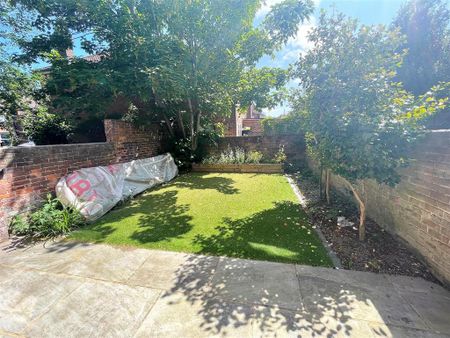 1 bedroom maisonette to rent - Photo 2