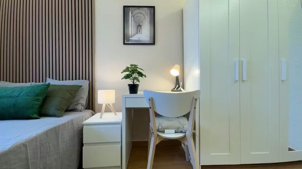 Calle de Juan García Serrano, Boadilla del Monte, Community of Madrid 28660 - Photo 1