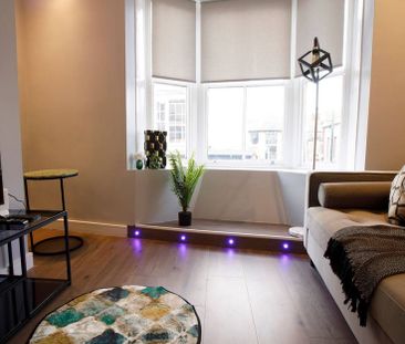 Saint Thomas Street - Photo 4