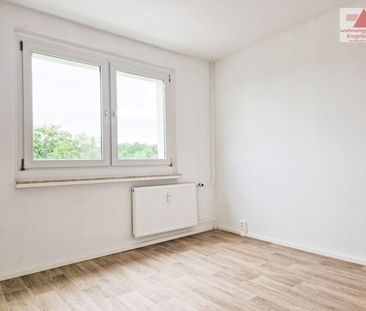 Frisch renovierte 2-Raum-Wohnung mit Balkon in Klingenberg! - Photo 1
