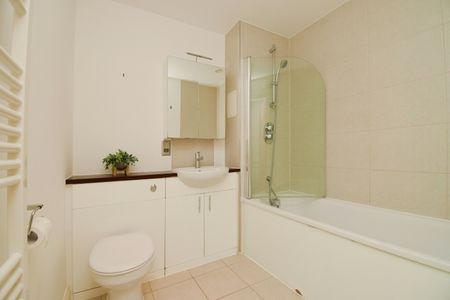 2 Bed Flat, Steward House, E3 - Photo 5