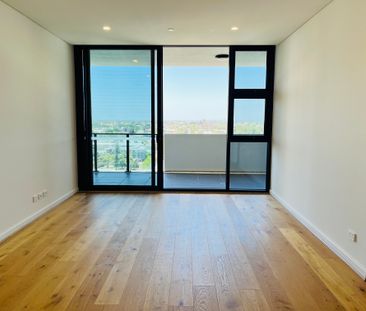 New Urban Haven! - Photo 2