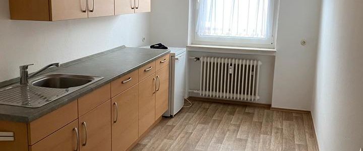 Schöne 2 Zimmerwohnung, Küche, Bad + Garten - Foto 1