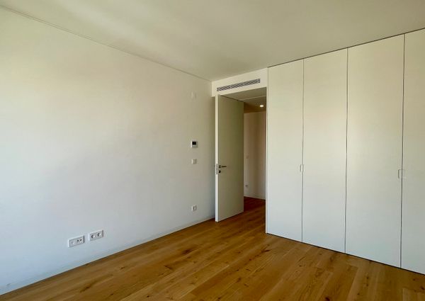 Apartamento T3 exclusivo em condomínio privado de prestígio, Fábrica 1921, com piscina em rooftop, ginásio e jardim. Benfica, Lisboa