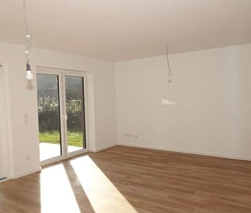 Moderne Erdgeschosswohnung im ansprechenden Neubau und zentraler La... - Foto 2