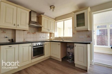 1 bedroom semi-detached house to rent - Photo 4