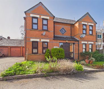 1 bedroom Maisonette in Kashmir Court, Farnborough - Photo 5