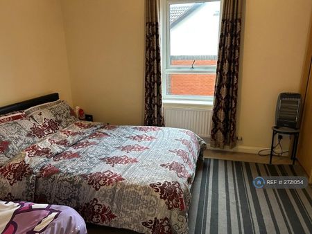 1 bedroom semi-detached house to rent - Photo 5