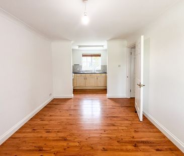 The Green, Histon - Photo 5