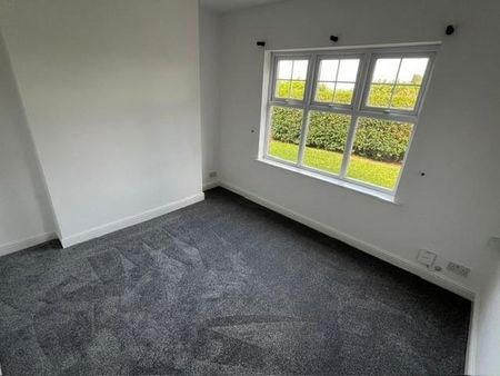 2 bedroom semi-detached house to rent - Photo 2
