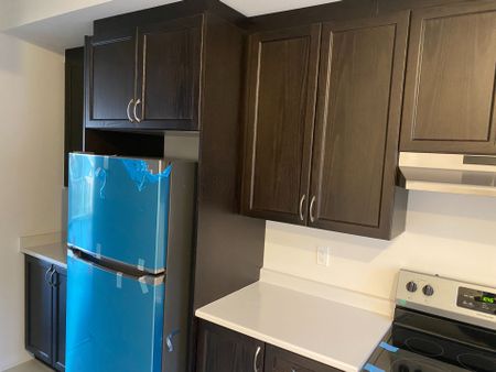 For Lease - 829 Atwater Path, Oshawa, Ontario - Photo 5