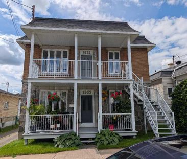 GRAND 6-1/2 A LOUER TRÈS PROPRE, RENOVÉ, SPACIEUX ET LUMINEUX A SHA... - Photo 1