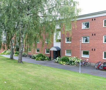 Skolvägen, Vagnhärad - Photo 1