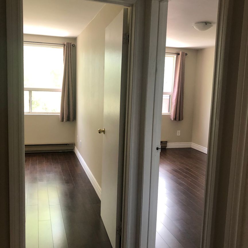 For Lease - 1389 Danforth Avenue Unit# B, Toronto, Ontario - Photo 1