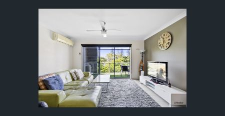 Modern Beachside Apartment in the Heart of Tugun – Walk to the Sand & Shops! - Photo 5