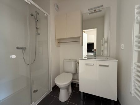 Location Appartement 2 pièces 31m² MAROMME 76150 - Photo 5