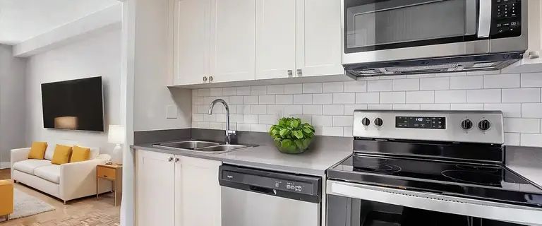 Phoenix Apartments | 1316 Carling Avenue, Ottawa - Photo 1